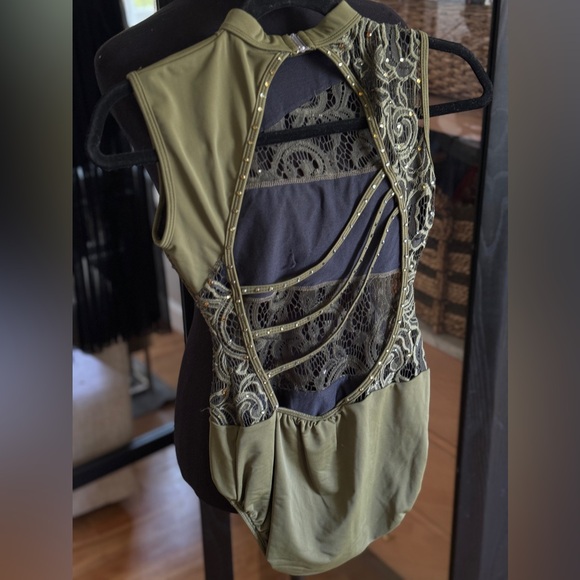 🌿Green custom lace Leotard dance costume with rhinestones, SA - Picture 2 of 11